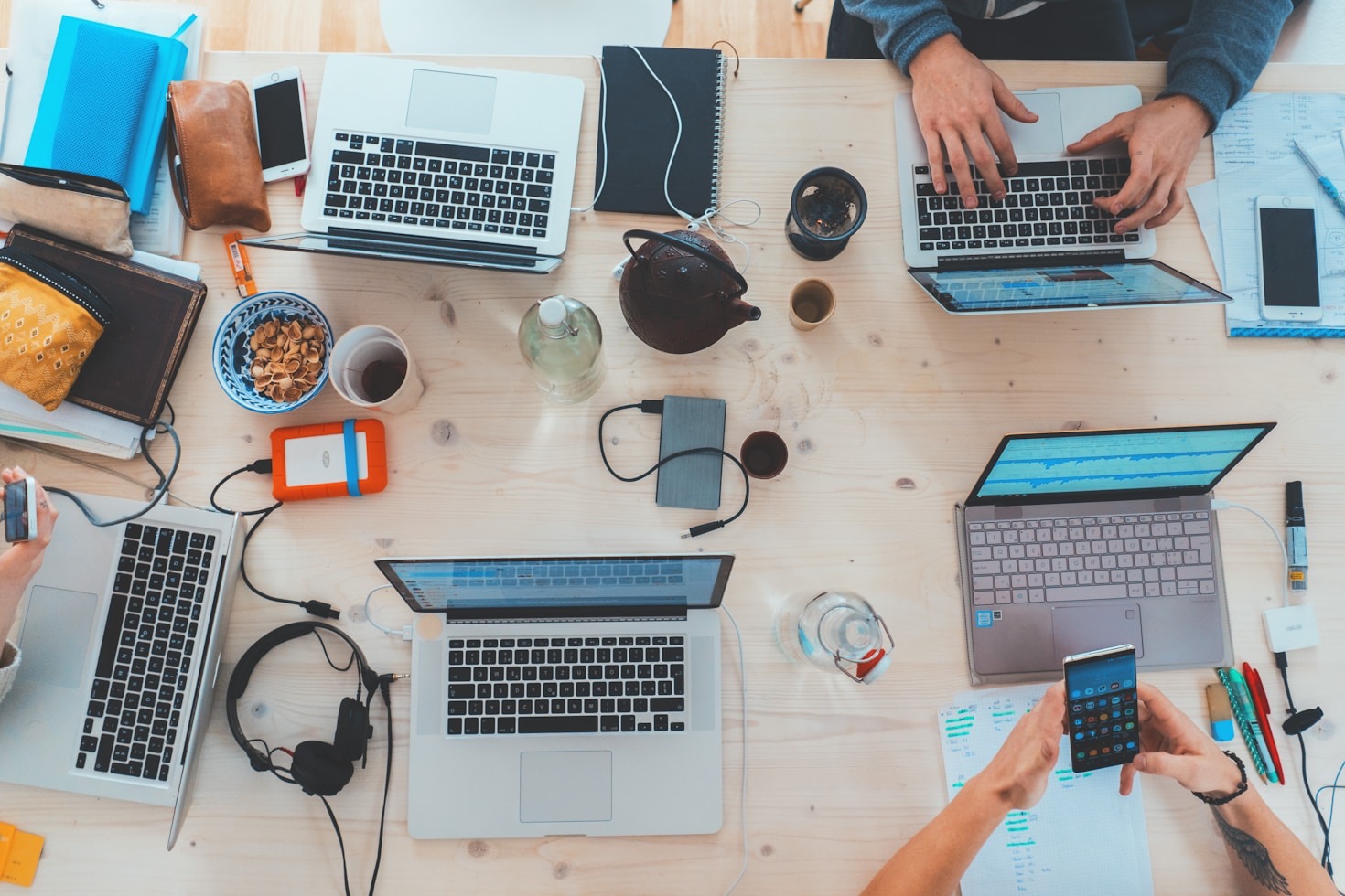 The Benefits of Dependency-Free Development